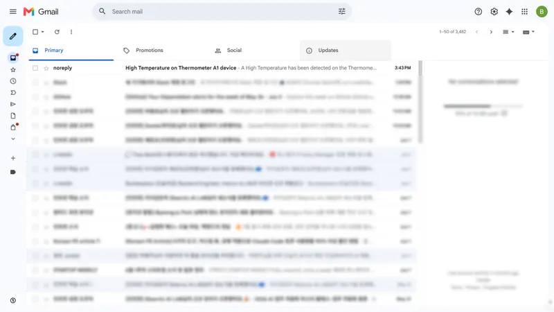 Gmail inbox showing an unread email from iRis Cloud with subject "High temperature on Thermostat device" and a preview of the message body